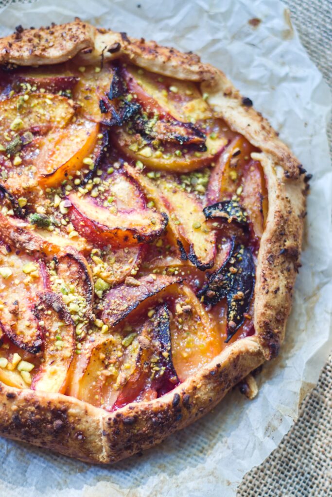 detail galetky broskve, nektarinky, pistácie