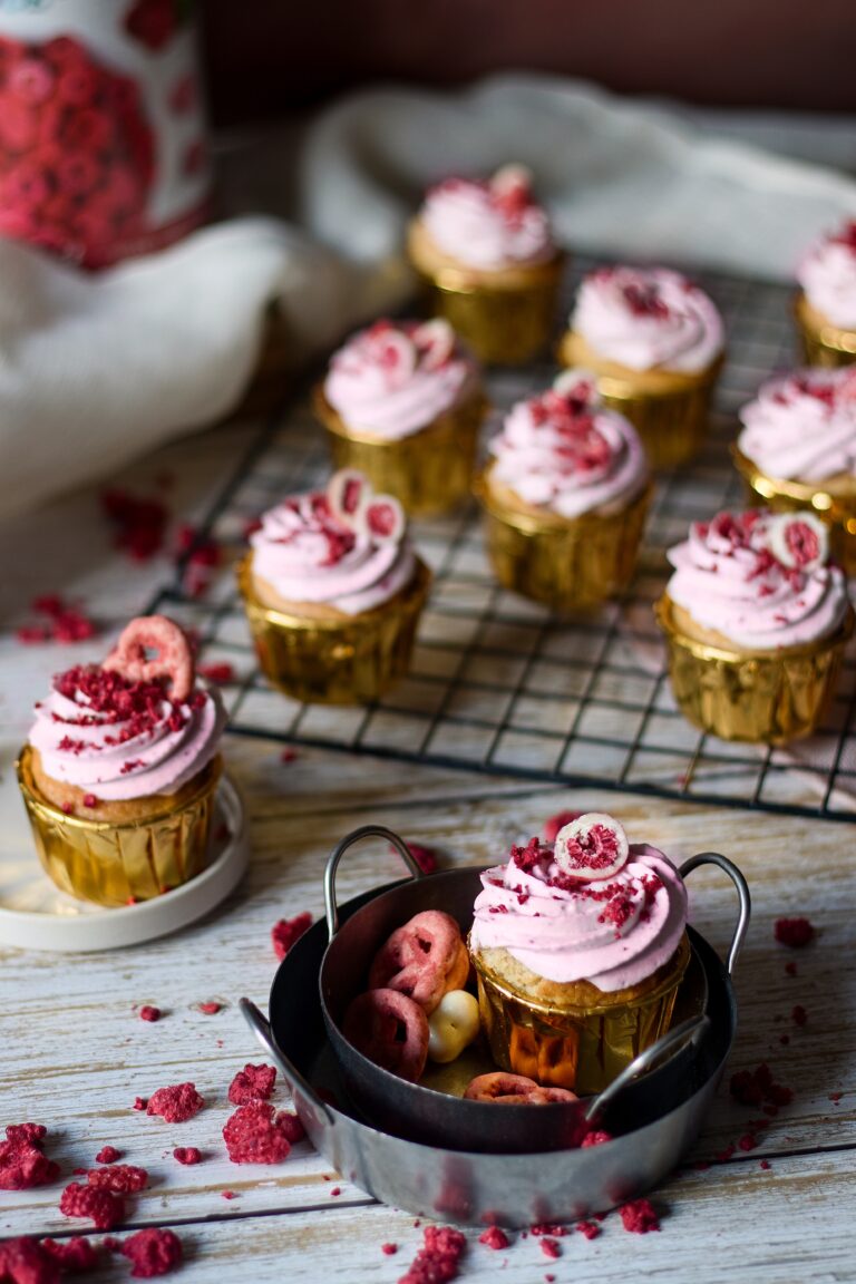 Mandlové cupcaky s malinovým krémem s ricottou