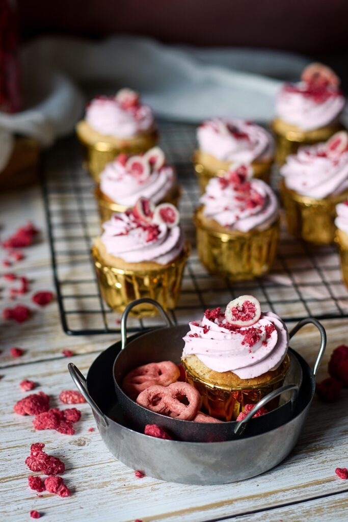 Mandlové cupcaky s malinovým krémem s ricottou